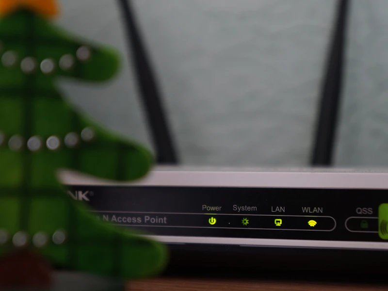 What is Fiber Optic? How Light-Based Internet Connections Work