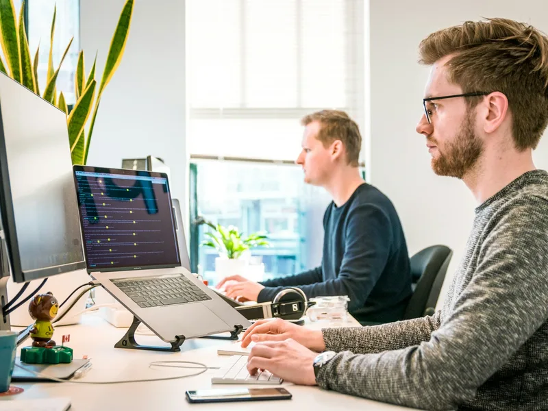 Web Server vs Application Server: What's the Difference?